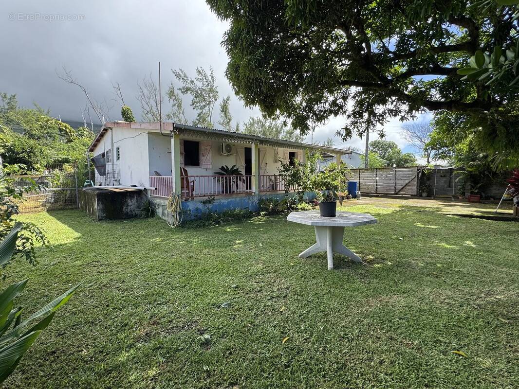Maison à SAINT-PHILIPPE