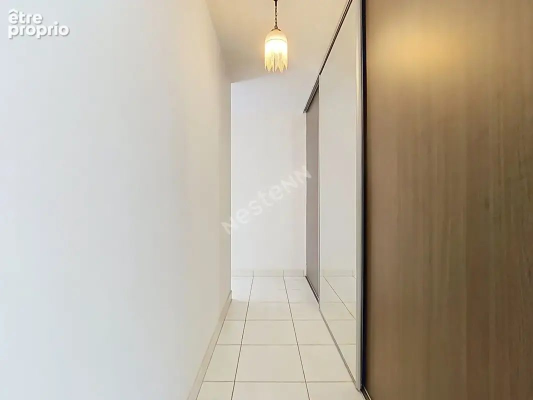 Maison Vallet de plain-pied 2014 en hyper centre, 2 chambres + bureau, garage et extérieur,  à seulement 1 minute de l'axe Nante - photo 15