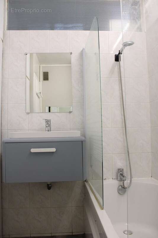 Appartement à MONT-SAINT-AIGNAN