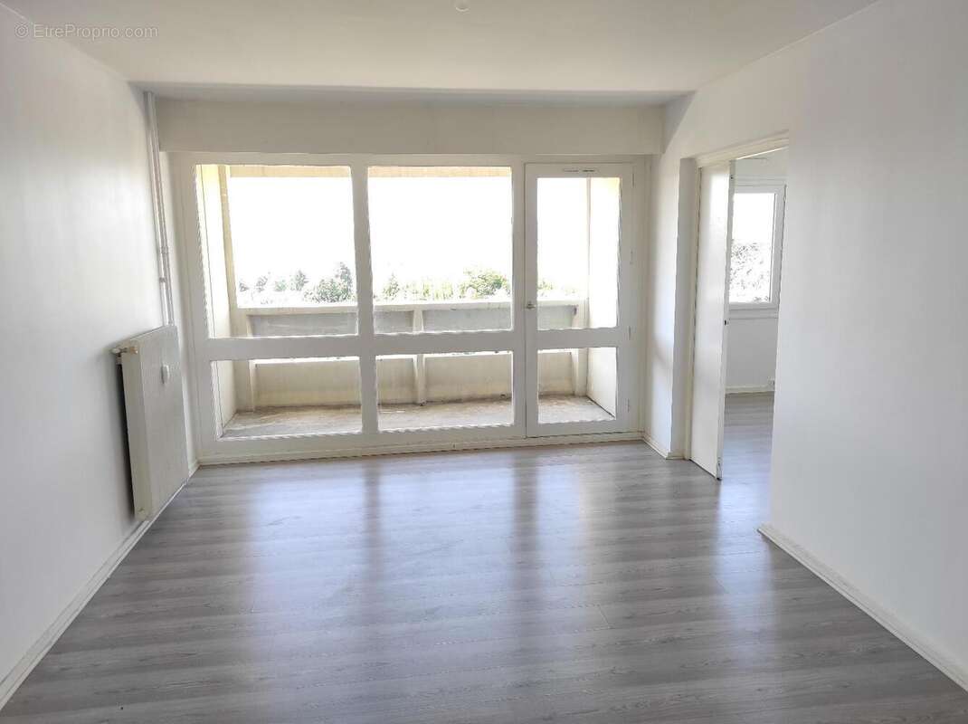   - Appartement à CALUIRE-ET-CUIRE