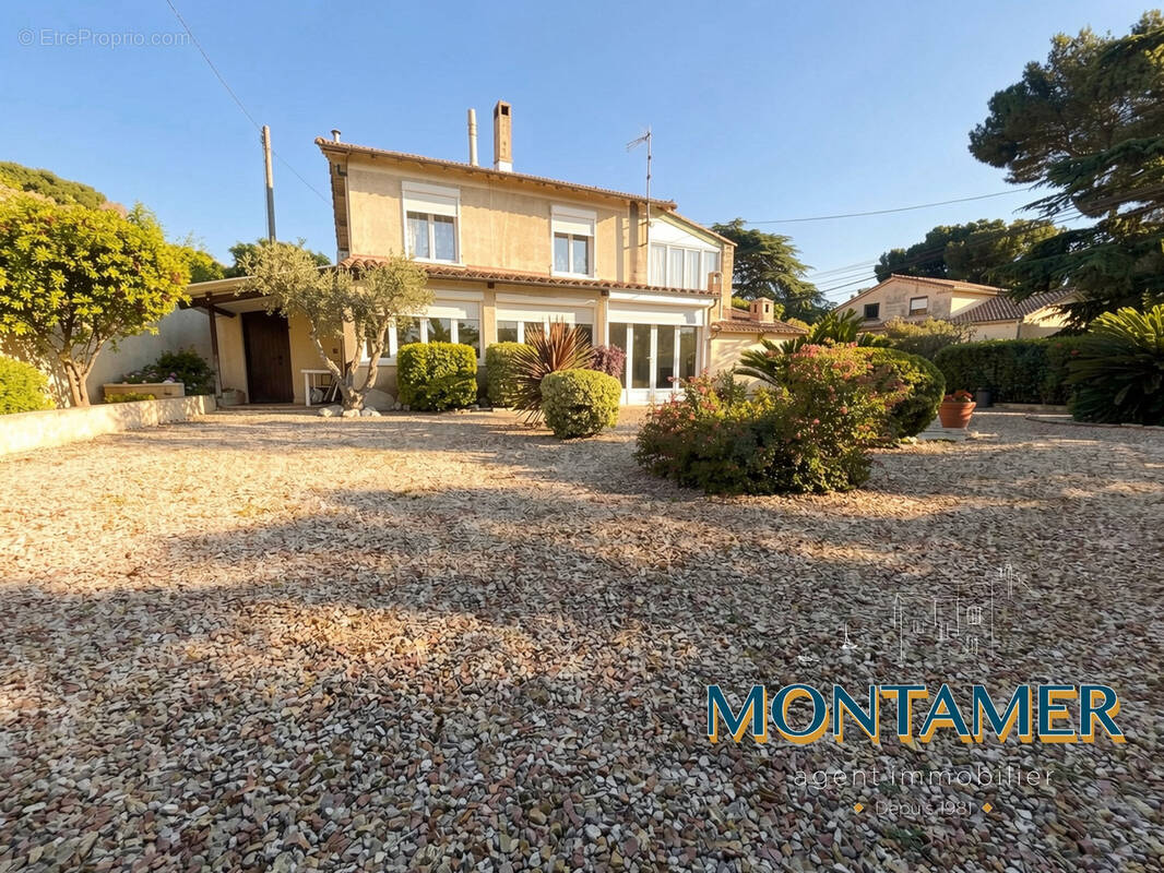 Maison à SAUSSET-LES-PINS