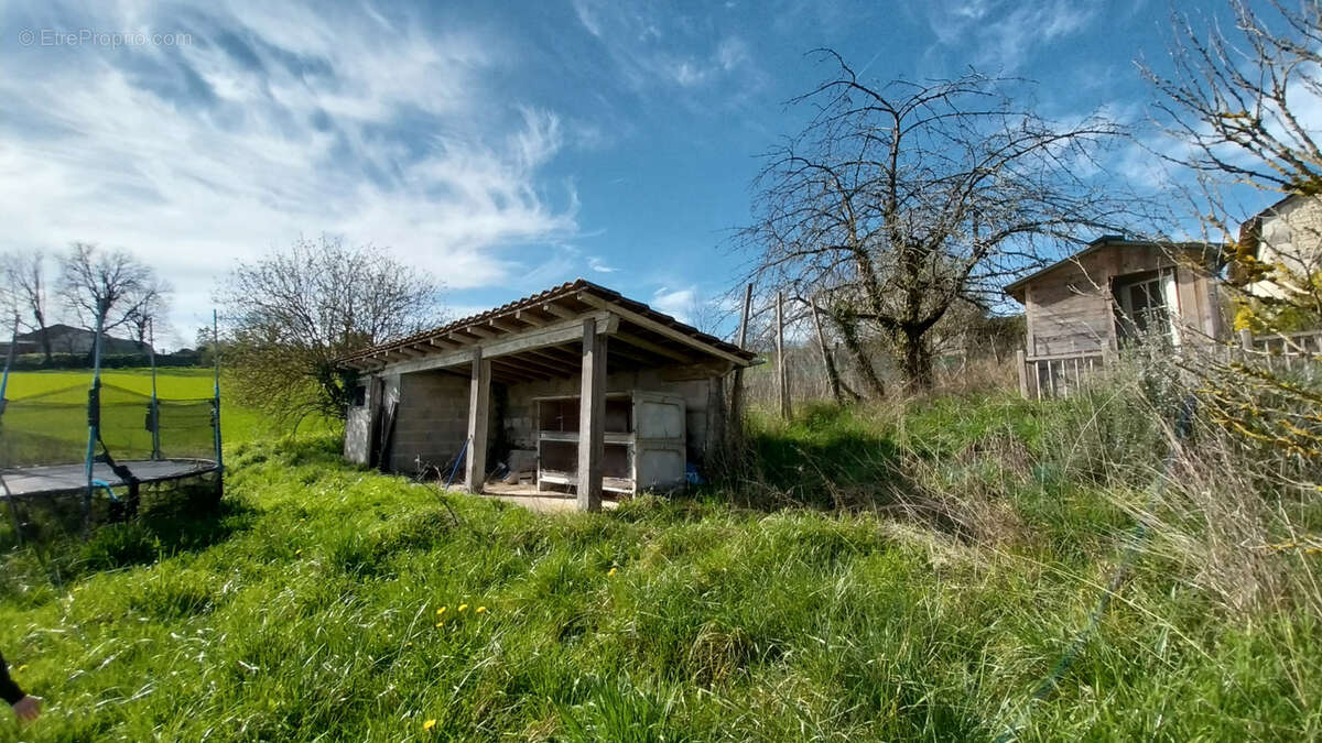 Maison à MONTAGRIER