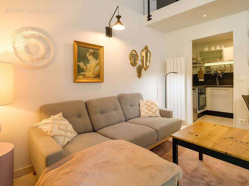 Commerce à SAINT-VAURY