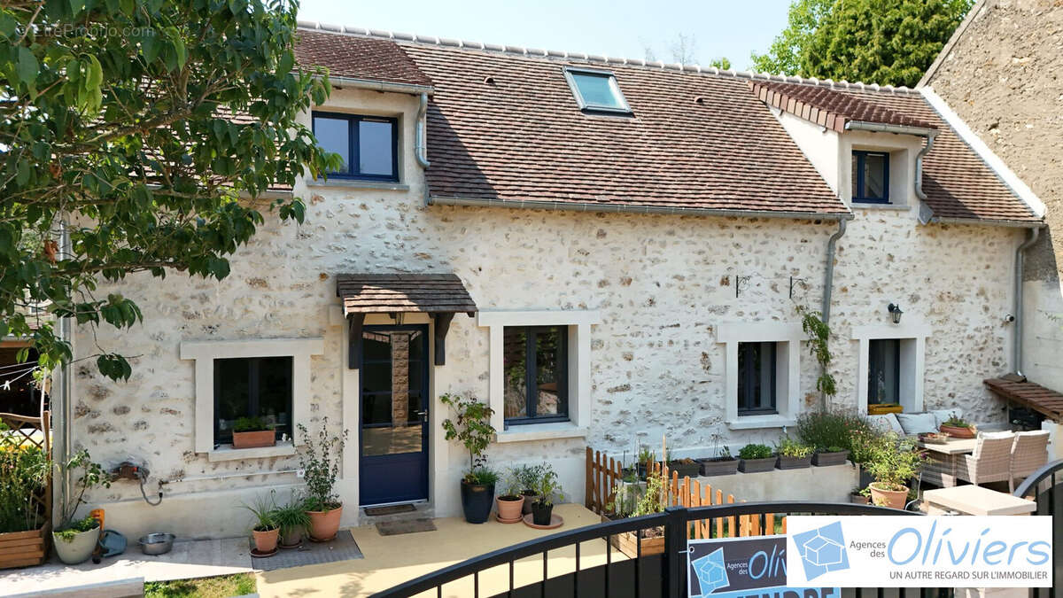 Maison à MONTIGNY-LE-BRETONNEUX