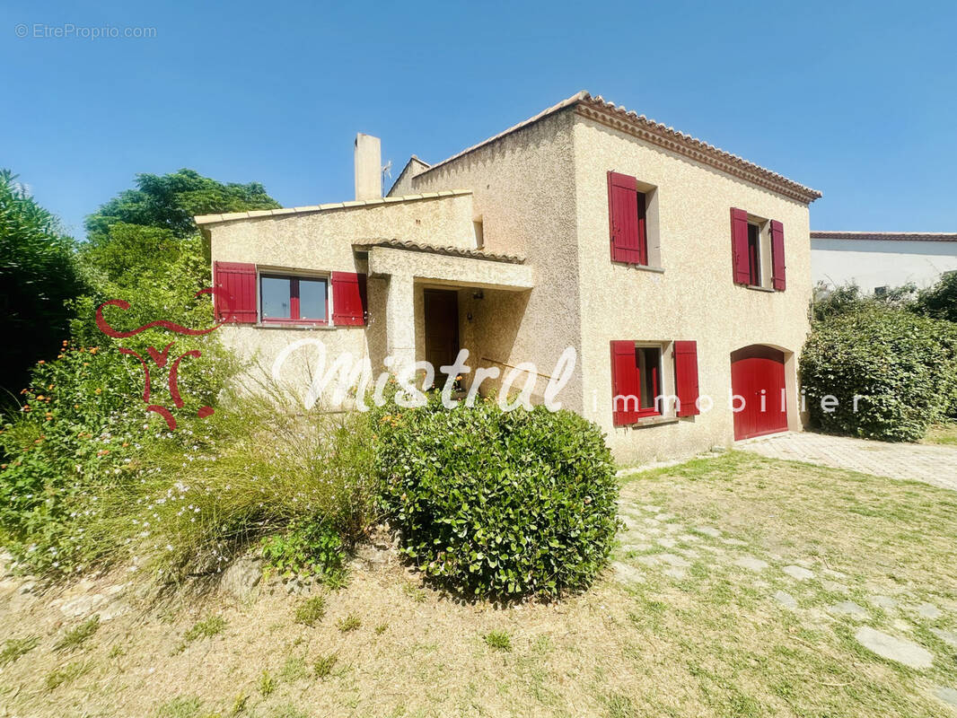 Maison à AIGUES-MORTES