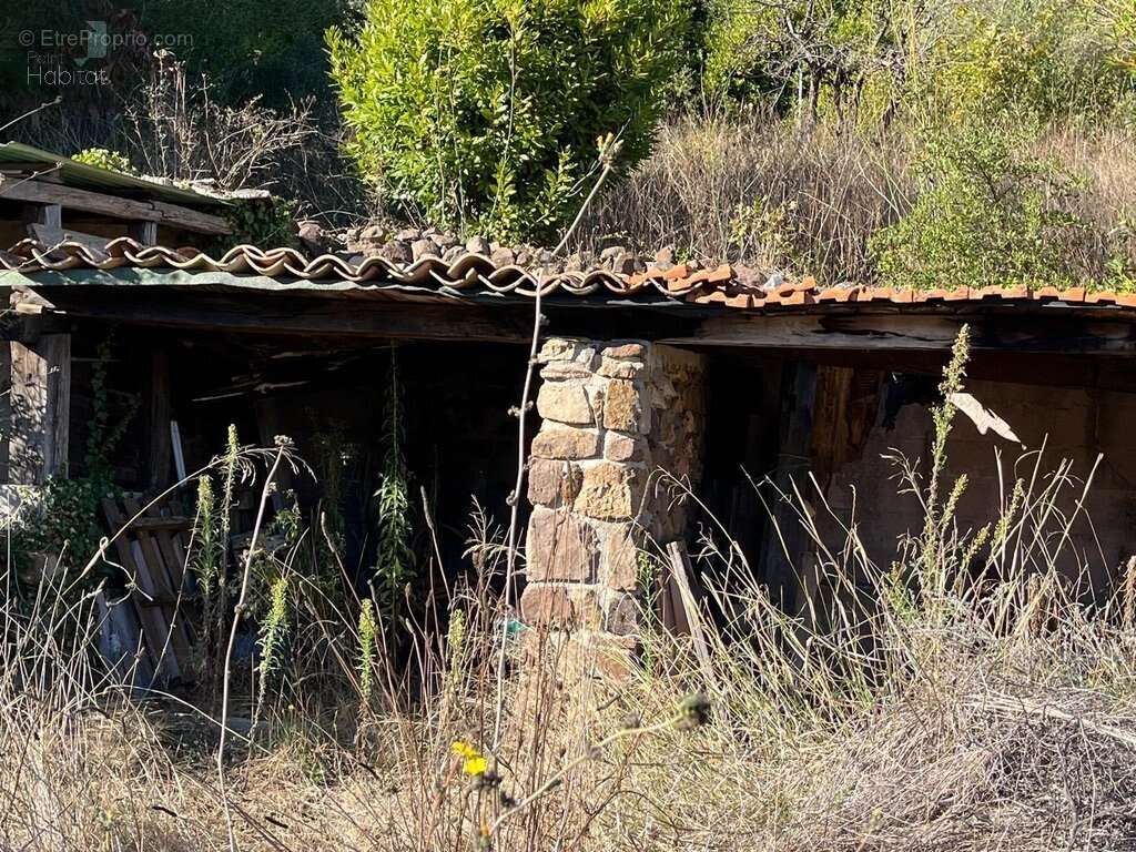 Maison à BAGNOLS-EN-FORET