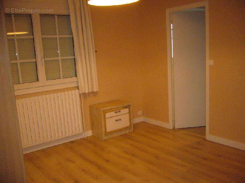 Maison 230 m² à Briollay  - photo 9