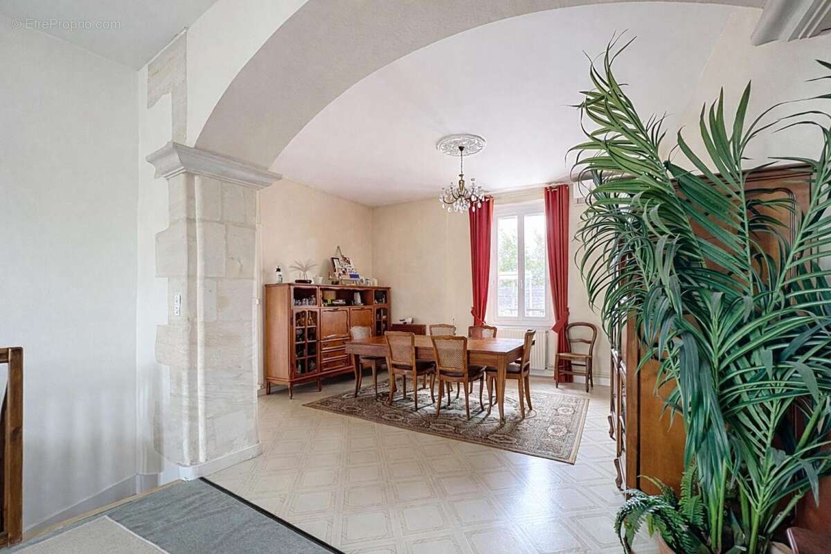 Photo 3 - Maison à BLAYE