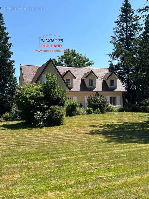 Maison à PARAY-LE-MONIAL