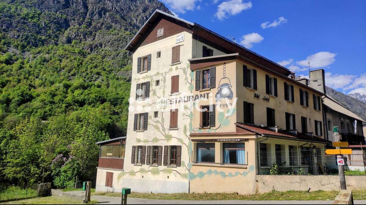 Appartement à SAINT-JACQUES-EN-VALGODEMARD