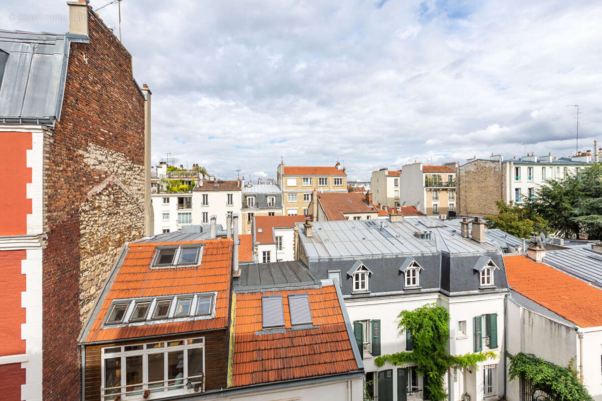 Appartement à PARIS-14E