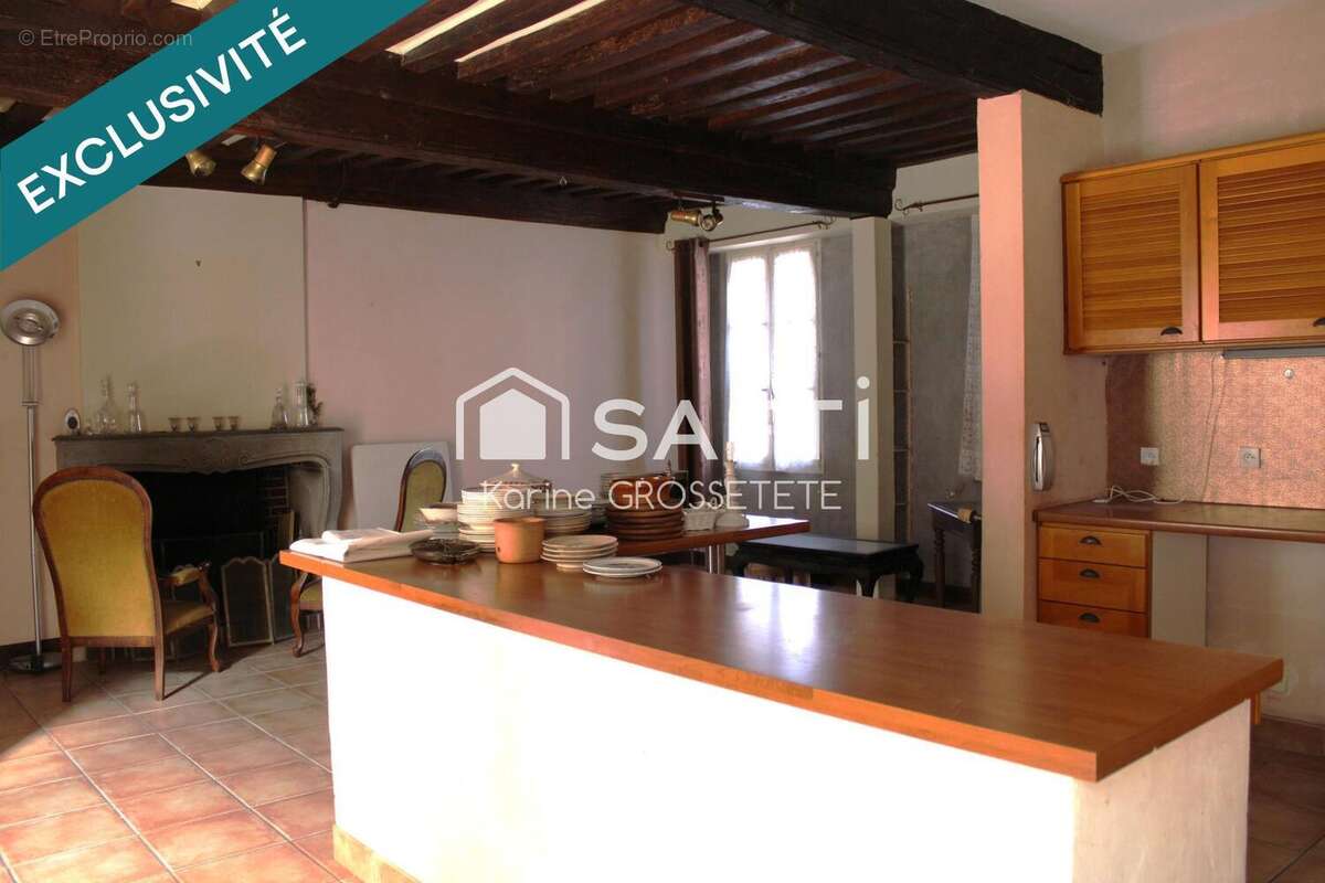 Photo 2 - Maison à LA ROCHE-EN-BRENIL