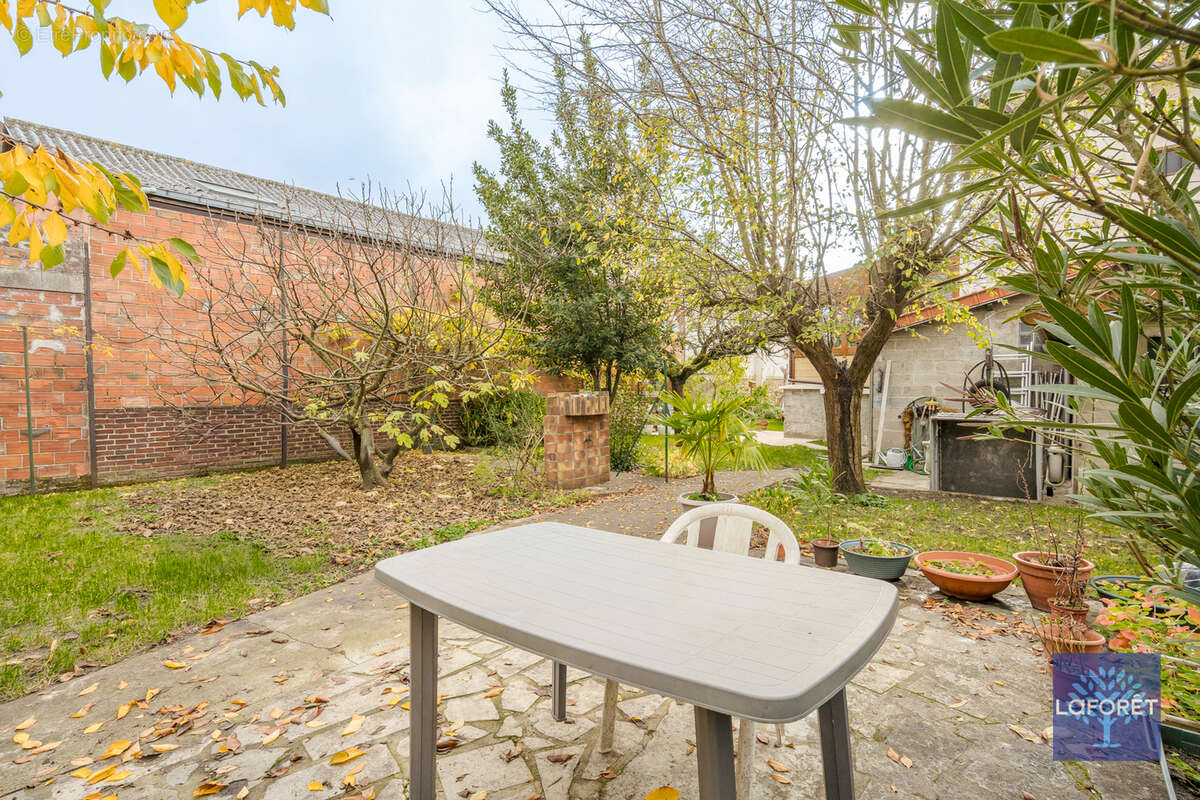 Maison à LES PAVILLONS-SOUS-BOIS