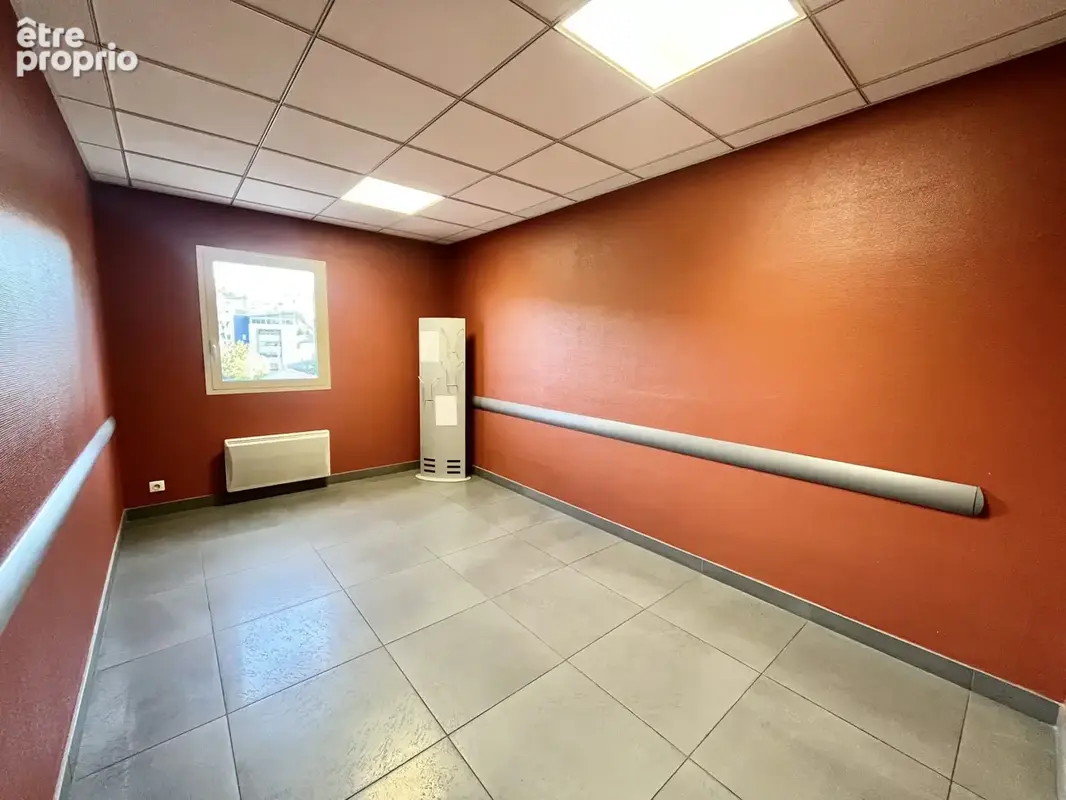 Commerce 78 m² à vendre à Mende (48000) - photo 3