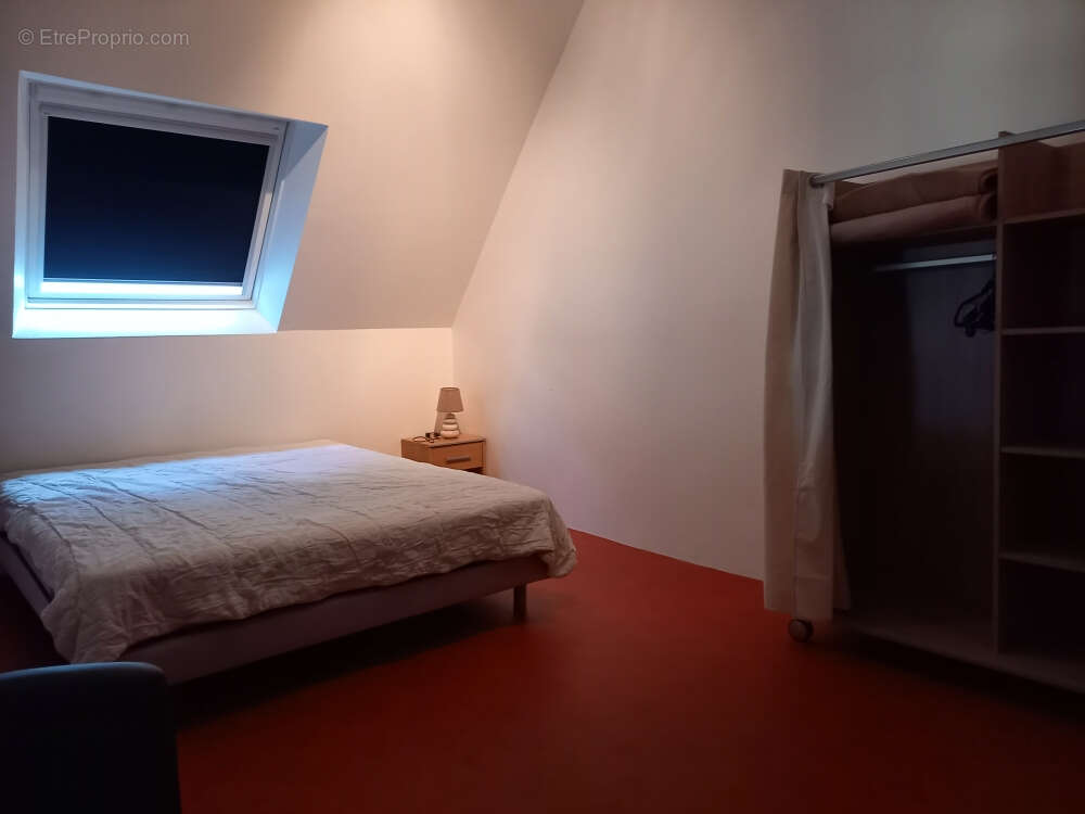 Maison à CRESSEVEUILLE