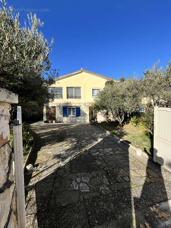 Maison à SAINT-MAXIMIN-LA-SAINTE-BAUME