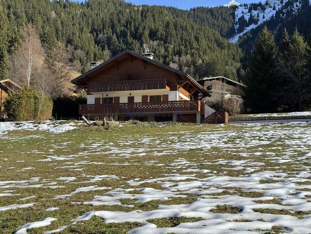 Appartement à LES CONTAMINES-MONTJOIE