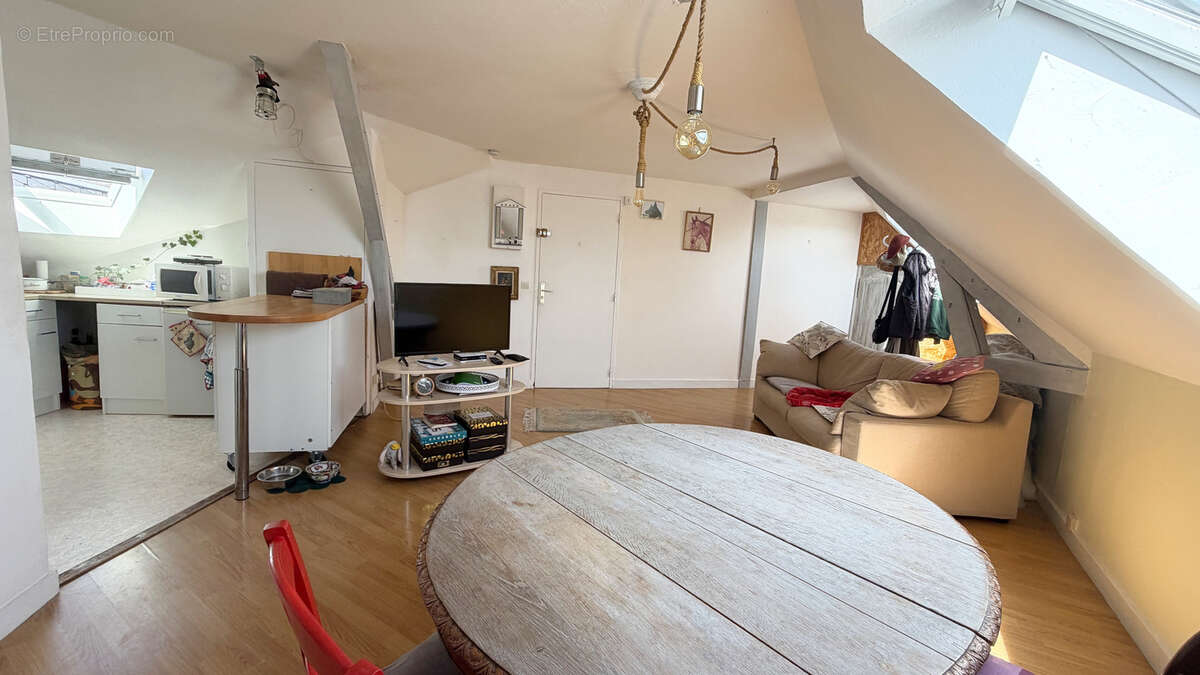 Appartement 35 m² à Beuzeville  - photo 5