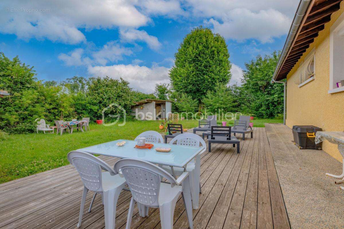 Maison individuelle avec 1000m² de terrain - photo 2