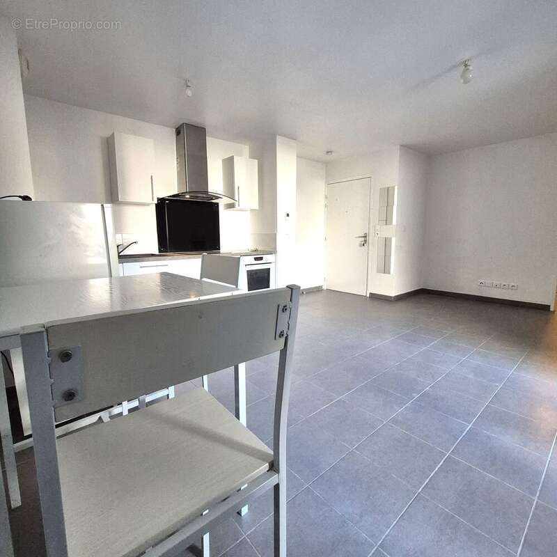 Appartement à CASTELNAU-LE-LEZ
