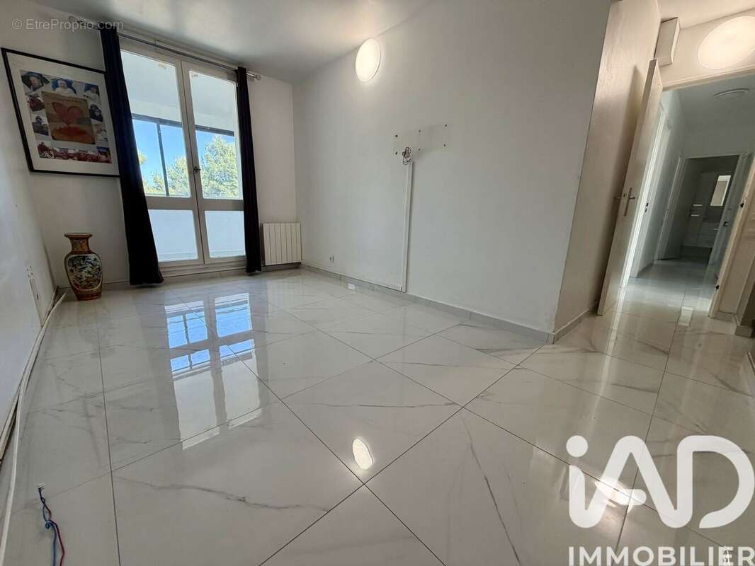 Photo 9 - Appartement à MARSEILLE-13E