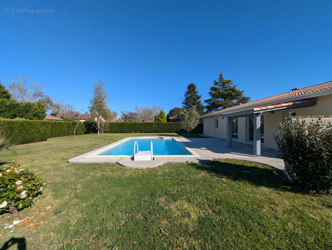 Maison à BELIN-BELIET