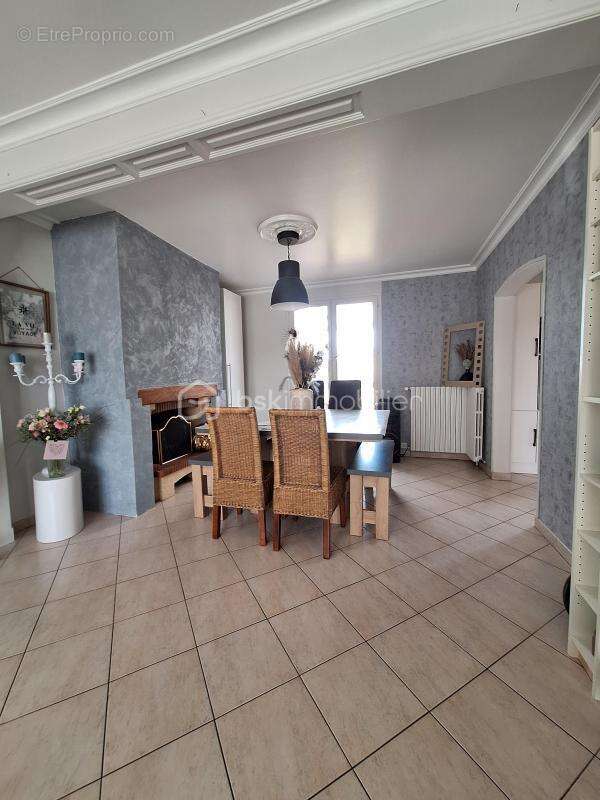 Maison à BALLAN-MIRE