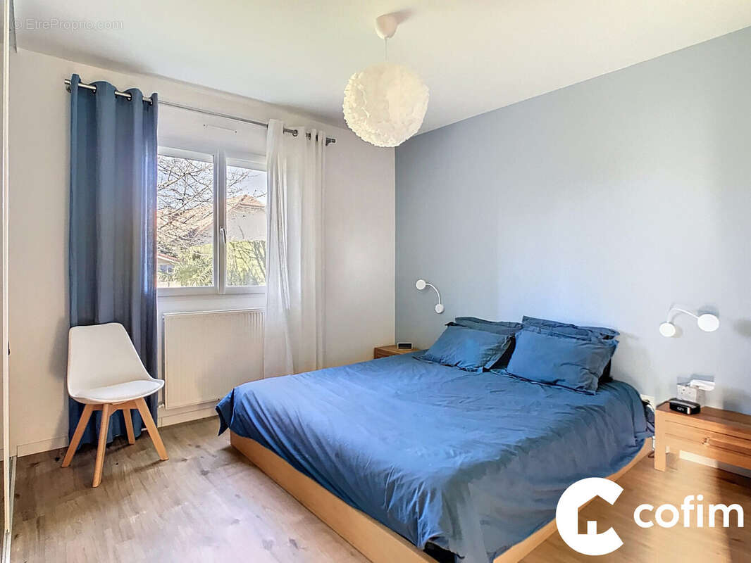 Maison à SERRES-CASTET