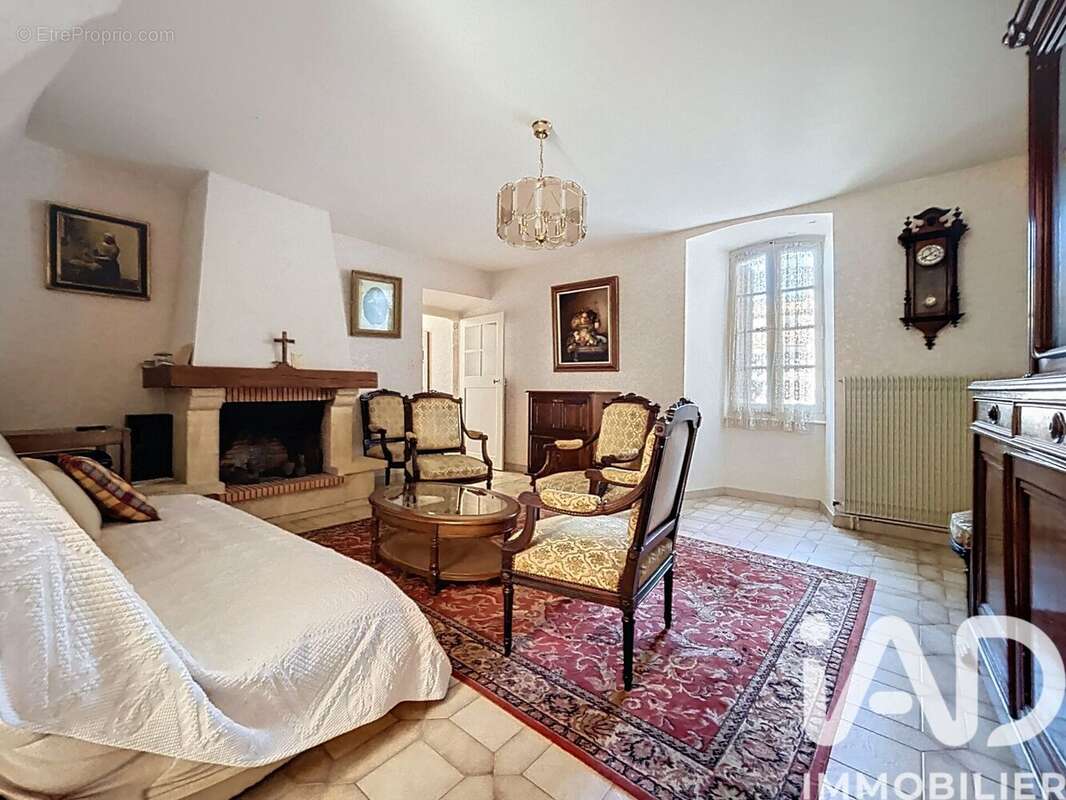 Photo 5 - Maison à SAINT-GEORGES-DE-LUZENCON