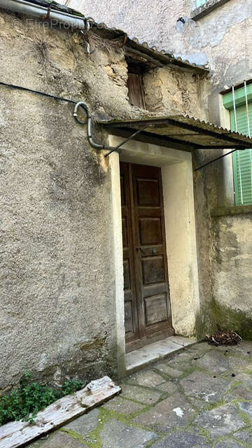 Maison à SANTA-REPARATA-DI-MORIANI