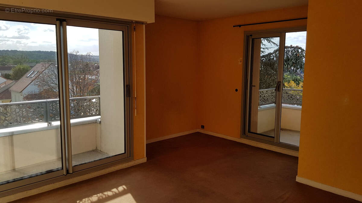 Appartement à RUEIL-MALMAISON