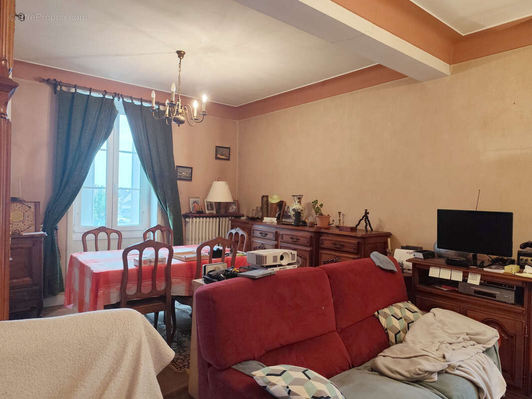 Maison à CRESSENSAC