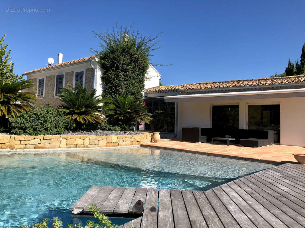 Maison à SIX-FOURS-LES-PLAGES