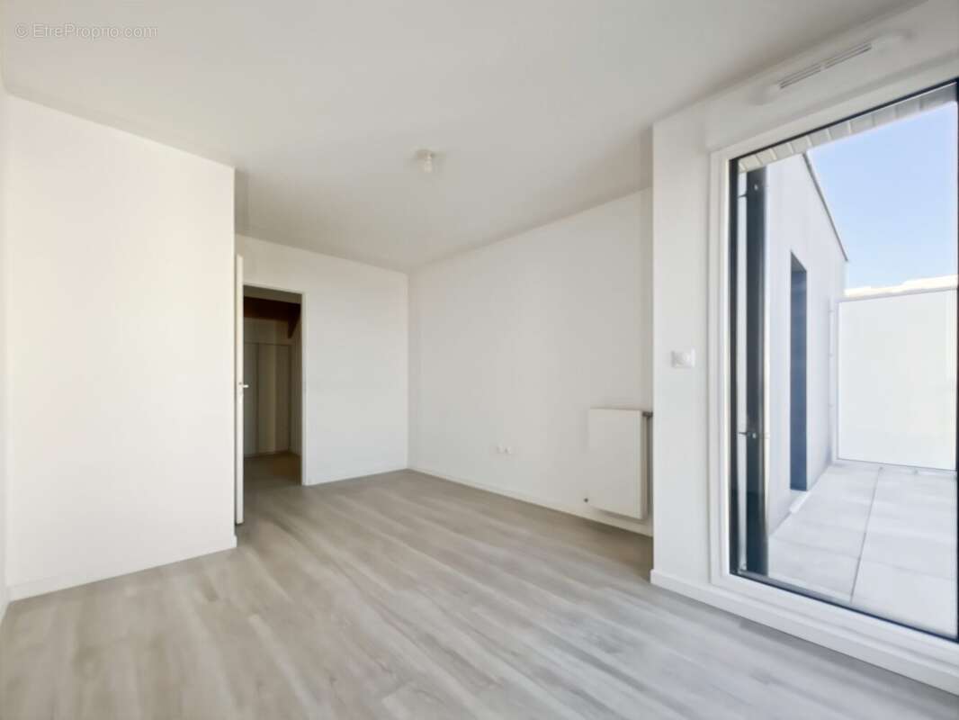 Appartement 99 m² à Bois-Colombes  - photo 6