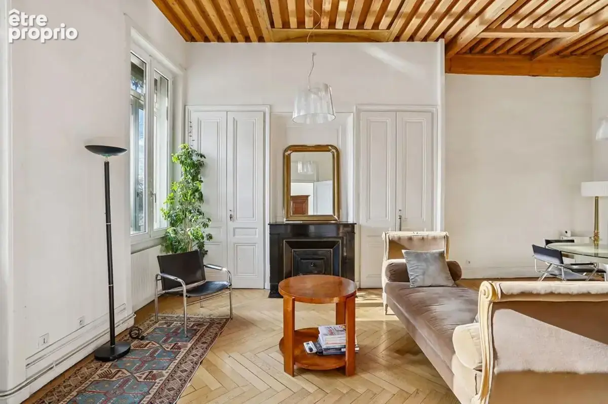 Appartement charmant type T3/T4 de 98 m2 avec une jolie vue dégagée et sans vis à vis - photo 5