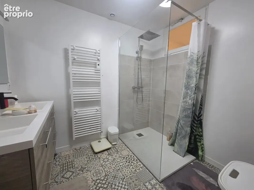 Charmante maison de village entièrement rénovée : le parfait équilibre entre cachet et modernité avec possibil - photo 11