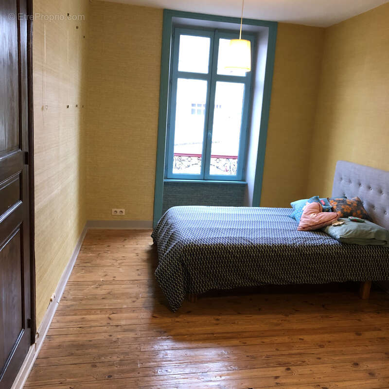 Maison à CHATEAUNEUF-LA-FORET