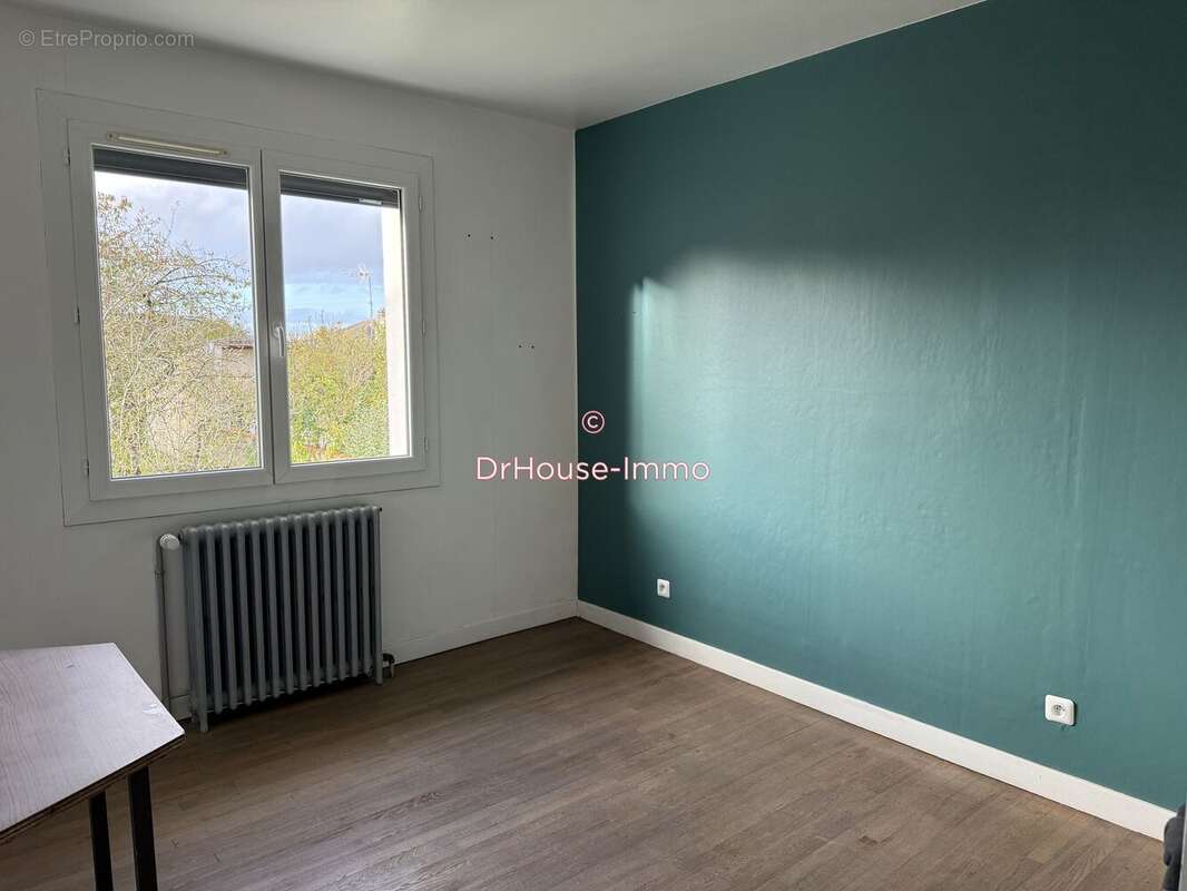 Maison à JAUNAY-CLAN