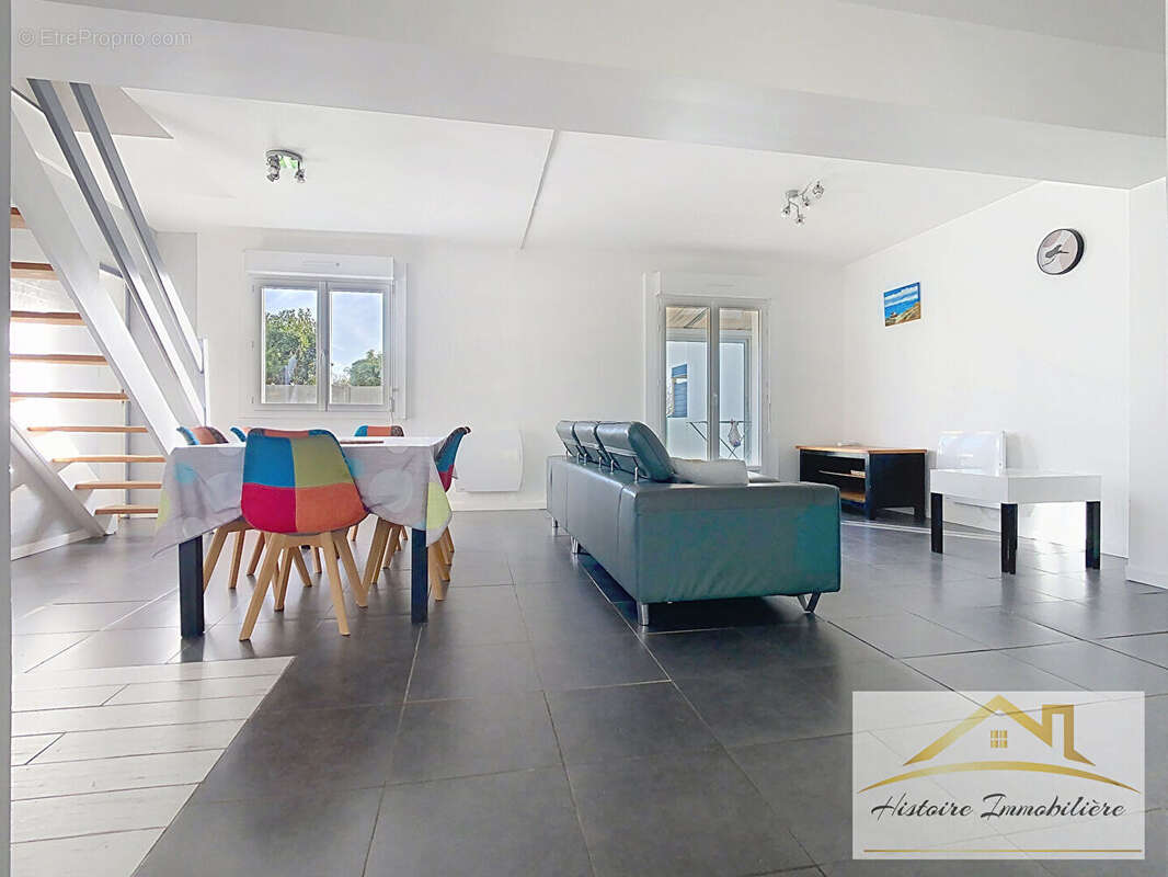 Maison à LAMPAUL-PLOUARZEL