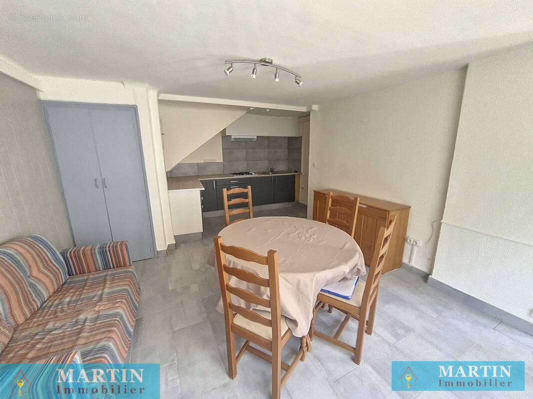 Appartement à SAINT-MARSAL