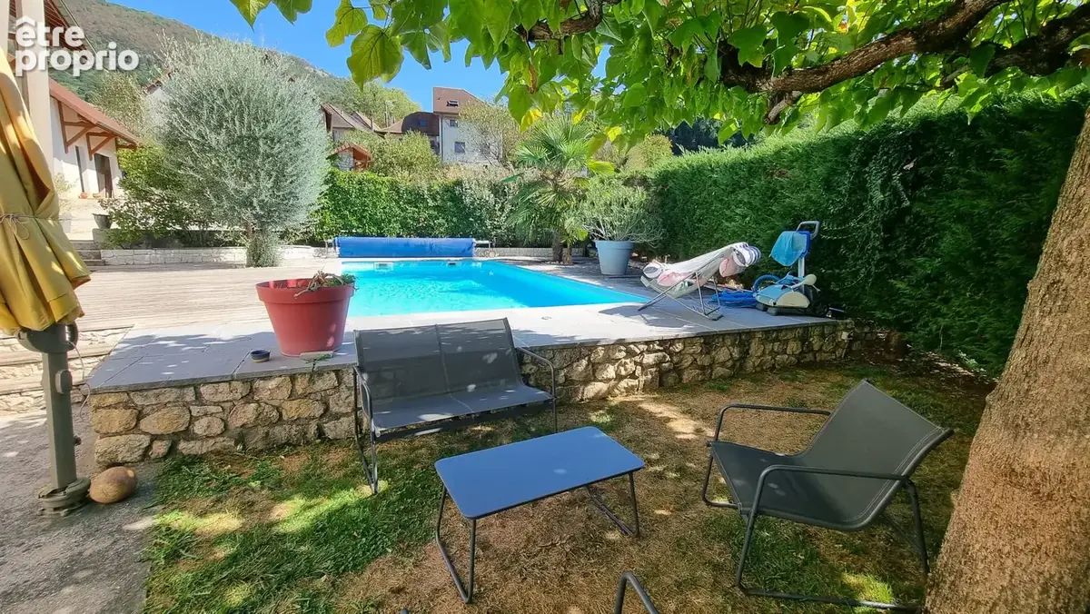 Champagneux   une maison de caractère qui ne demande qu’à écrire la suite de son histoire… - photo 6