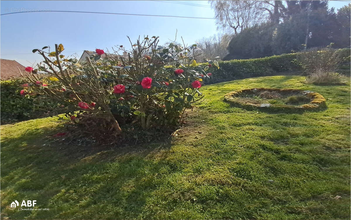 Maison à MANEHOUVILLE