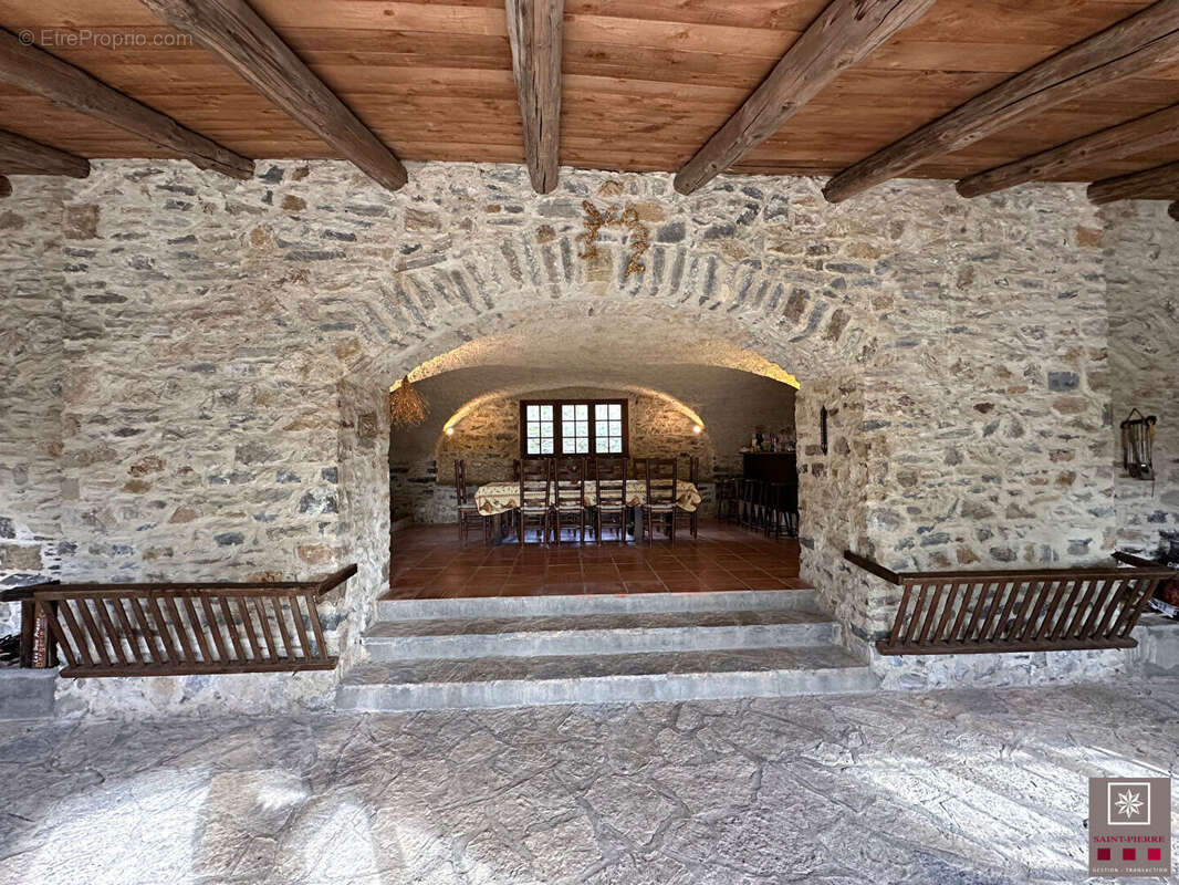 Maison à DURFORT-ET-SAINT-MARTIN-DE-SOSSENAC