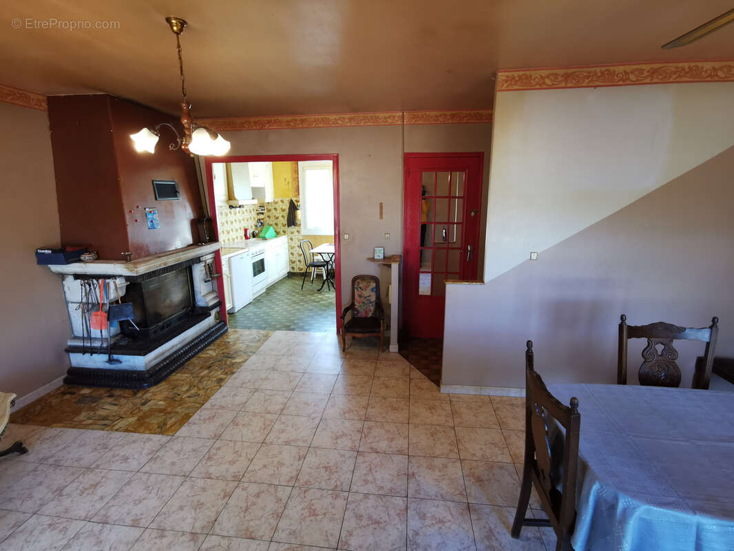 Maison à SAINT-MARTIN-DU-TERTRE