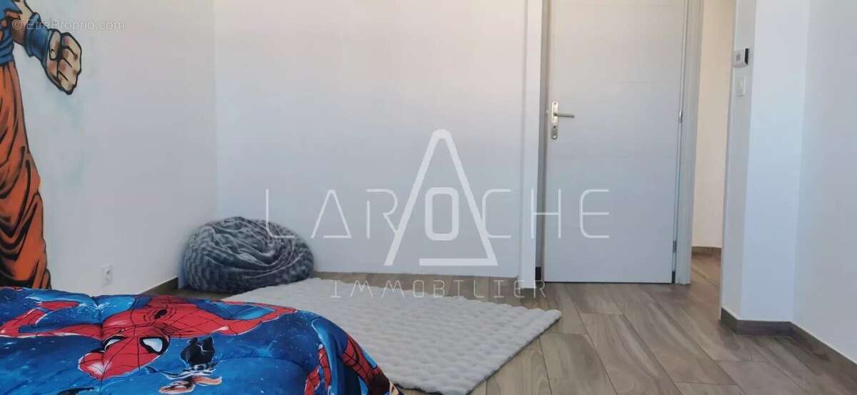 Maison à SAINT-GENIS-DES-FONTAINES