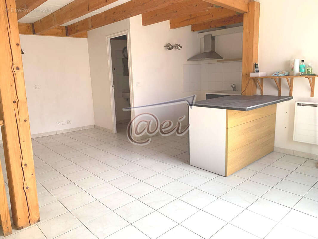 Appartement à SAINT-MAXIMIN-LA-SAINTE-BAUME