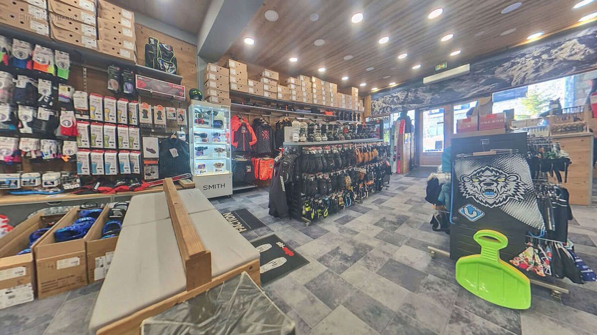 Commerce à TIGNES
