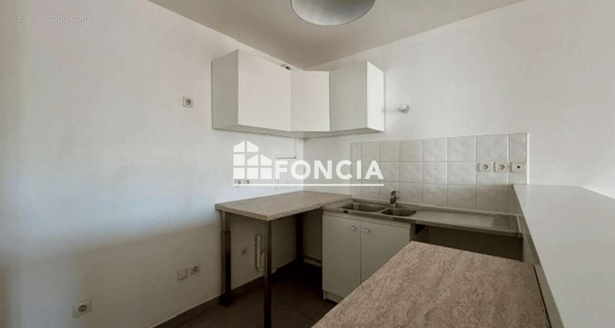 Appartement à PARIS-20E