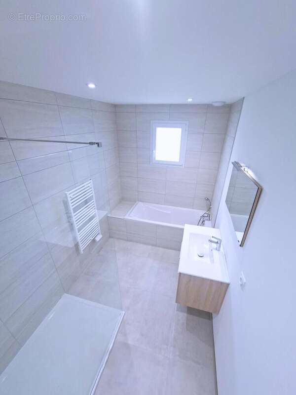 Maison 100 m² à Saint-Etienne-Sur-Reyssouze  - photo 6