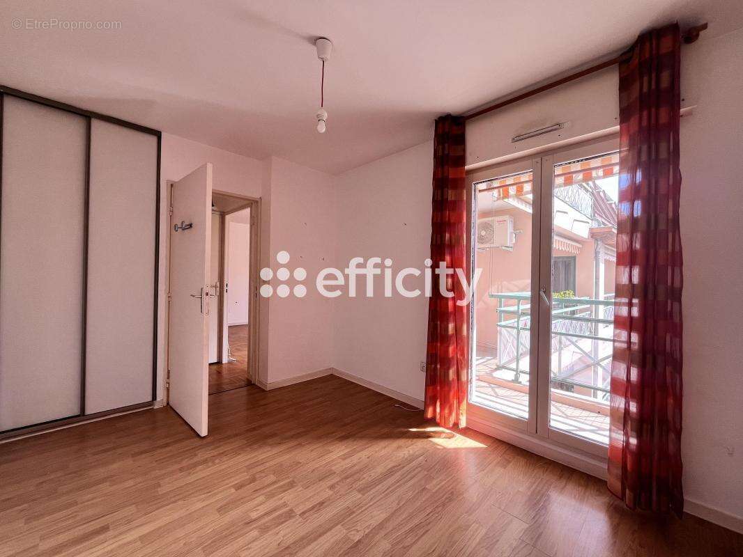 Appartement à LYON-1E